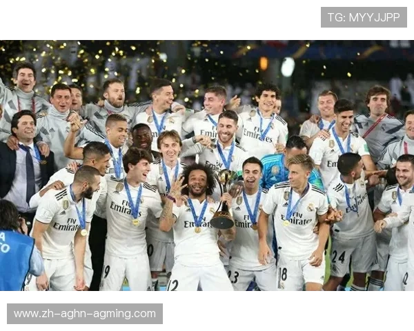 皇马2002年欧冠夺冠阵容与比赛亮点